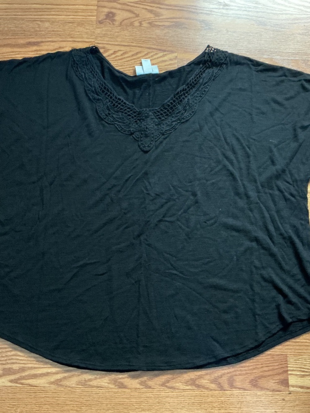 Ava & Viv Black Cap Sleeve Crocheted V~Neck Knit Top  Size 2X